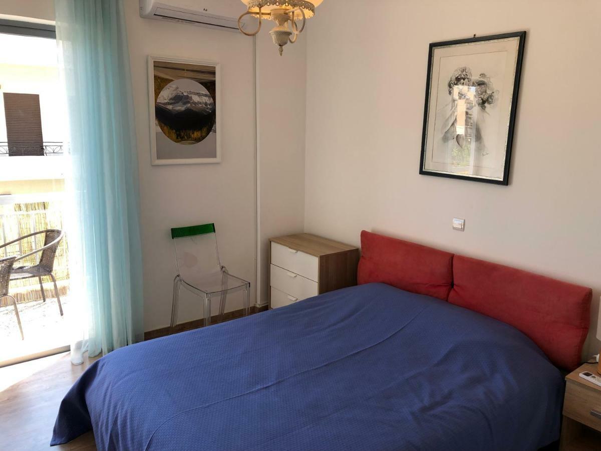 Metaxourgio two bedroom 55m2 apartment Atenas Exterior foto
